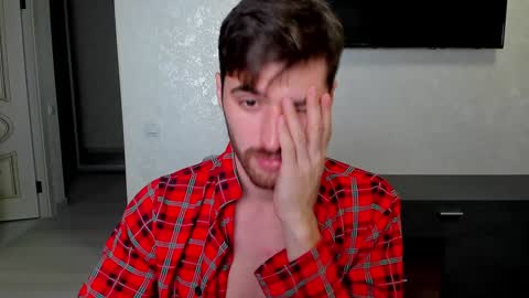 gilbertogonzales online show from January 22, 2025, 5:17 pm