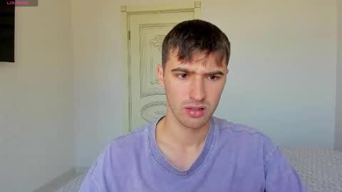 gilbertogonzales online show from September 12, 2025, 7:19 am