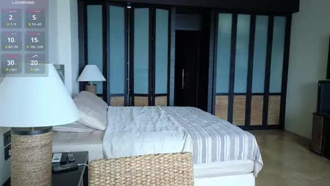 gilbertogonzales online show from November 18, 2025, 3:23 am