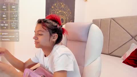 Gimena online show from February 22, 2025, 7:14 pm