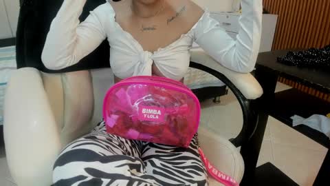 Gimena online show from April 10, 2026, 11:59 am