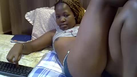 Adiliah online show from December 19, 2025, 11:06 am