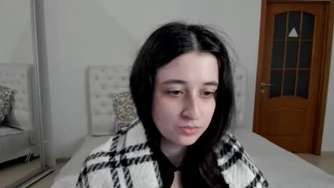 Snapshot of ginablum chatting on December 3, 2024, 9:55 am Kate online show from December 3, 2024, 9:55 am