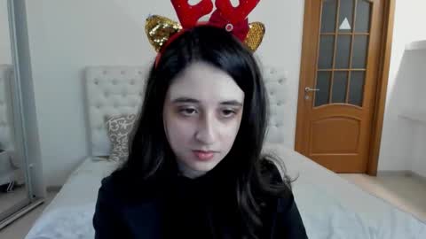 Snapshot of ginablum chatting on December 7, 2024, 12:02 pm Kate online show from December 7, 2024, 12:02 pm