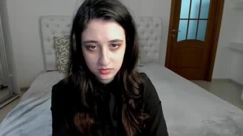 Snapshot of ginablum chatting on December 8, 2024, 8:20 am Kate online show from December 8, 2024, 8:20 am