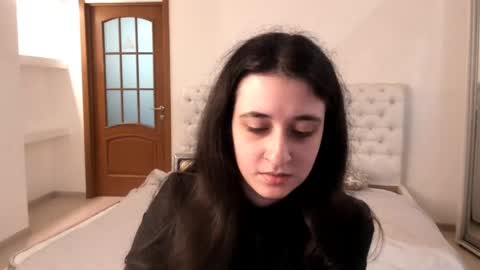 Snapshot of ginablum chatting on December 18, 2024, 10:19 am Kate online show from December 18, 2024, 10:19 am