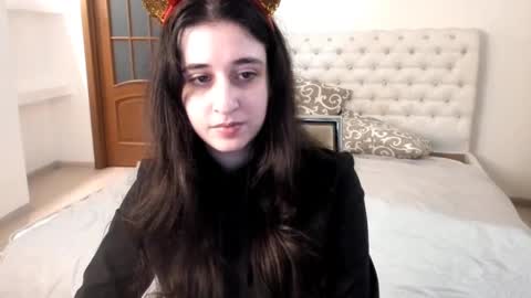 Snapshot of ginablum chatting on December 19, 2024, 2:13 pm Kate online show from December 19, 2024, 2:13 pm