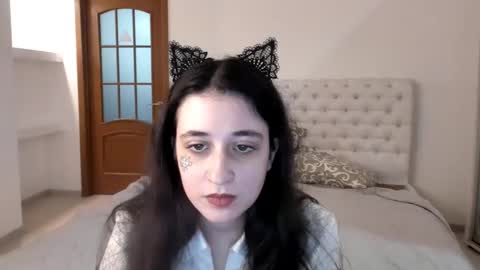 Snapshot of ginablum chatting on December 22, 2024, 11:33 am Kate online show from December 22, 2024, 11:33 am