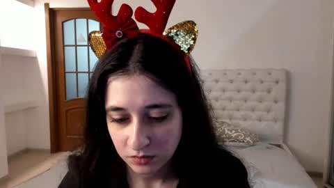 Snapshot of ginablum chatting on December 25, 2024, 12:15 pm Kate online show from December 25, 2024, 12:15 pm