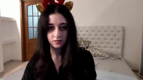 Snapshot of ginablum chatting on December 25, 2024, 3:17 pm Kate online show from December 25, 2024, 3:17 pm