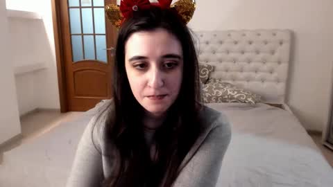 Snapshot of ginablum chatting on December 29, 2024, 4:19 pm Kate online show from December 29, 2024, 4:19 pm