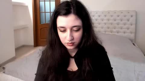 Snapshot of ginablum chatting on January 12, 2025, 12:01 pm Kate online show from January 12, 2025, 12:01 pm