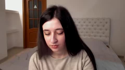 Snapshot of ginablum chatting on January 19, 2025, 12:06 pm Kate online show from January 19, 2025, 12:06 pm