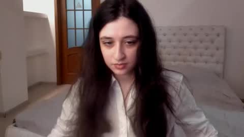 Snapshot of ginablum chatting on February 1, 2025, 1:51 pm Kate online show from February 1, 2025, 1:51 pm
