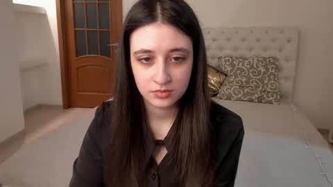 Snapshot of ginablum chatting on February 25, 2025, 9:20 am Kate online show from February 25, 2025, 9:20 am