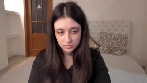 Snapshot of ginablum chatting on February 26, 2025, 12:03 pm Kate online show from February 26, 2025, 12:03 pm
