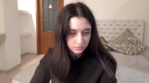 Snapshot of ginablum chatting on February 28, 2025, 1:25 pm Kate online show from February 28, 2025, 1:25 pm