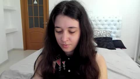 Snapshot of ginablum chatting on September 22, 2025, 9:00 am Kate online show from September 22, 2025, 9:00 am