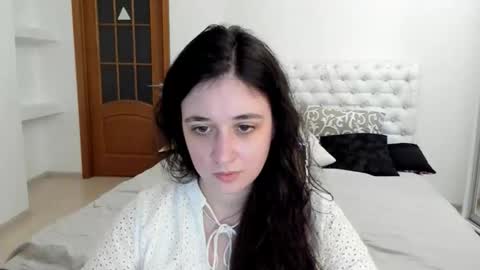 Snapshot of ginablum chatting on September 23, 2025, 9:56 am Kate online show from September 23, 2025, 9:56 am