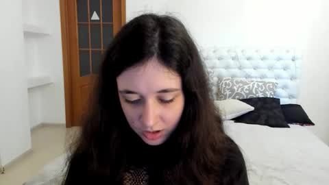 Snapshot of ginablum chatting on September 26, 2025, 9:57 am Kate online show from September 26, 2025, 9:57 am