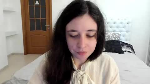 Snapshot of ginablum chatting on September 27, 2025, 9:03 am Kate online show from September 27, 2025, 9:03 am
