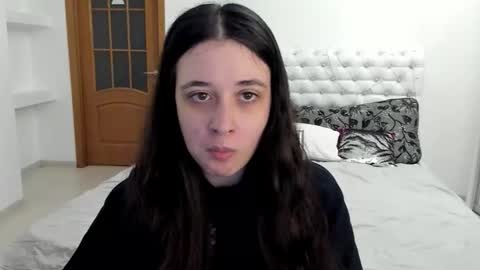 Snapshot of ginablum chatting on October 3, 2025, 9:28 am Kate online show from October 3, 2025, 9:28 am