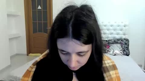Snapshot of ginablum chatting on October 16, 2025, 8:15 am Kate online show from October 16, 2025, 8:15 am
