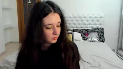 Snapshot of ginablum chatting on October 18, 2025, 8:48 am Kate online show from October 18, 2025, 8:48 am