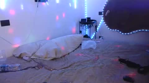 Serena online show from December 10, 2024, 9:01 am