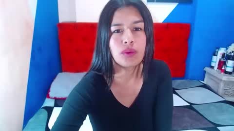 Snapshot of ginasailor chatting on January 15, 2025, 11:32 am ginasailor online show from January 15, 2025, 11:32 am