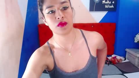 Snapshot of ginasailor chatting on January 22, 2025, 12:49 pm ginasailor online show from January 22, 2025, 12:49 pm