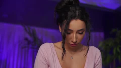 Snapshot of ginavalentinna chatting on April 19, 2026, 7:16 pm Gina online show from April 19, 2026, 7:16 pm