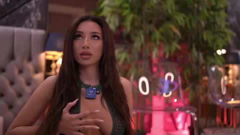 Snapshot of ginavalentinna chatting on May 21, 2026, 8:05 pm Gina online show from May 21, 2026, 8:05 pm