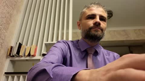 Gabriel online show from March 12, 2025, 2:52 am