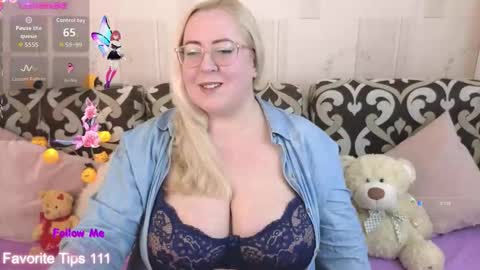 Snapshot of ginesia chatting on October 17, 2025, 1:03 pm ginesia online show from October 17, 2025, 1:03 pm