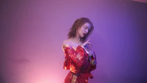        im expecting 350 thumbs up on my altar   online show from February 9, 2026, 10:14 pm