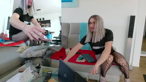 GingerPink online show from March 30, 2026, 1:23 pm