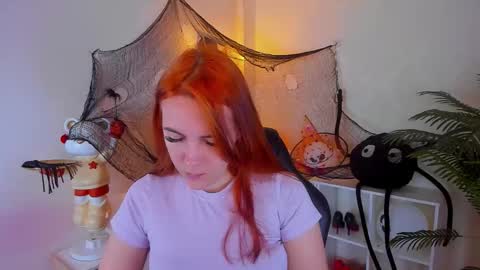 gingerr_pie online show from November 3, 2025, 6:42 pm