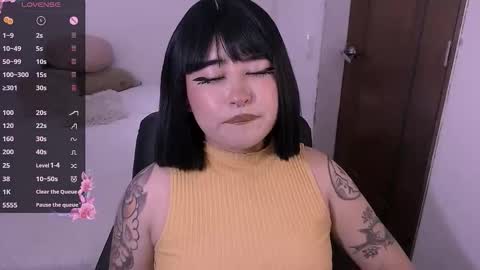 ginmeowuwu online show from November 12, 2025, 9:58 pm