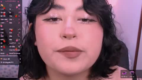 ginmeowuwu online show from May 28, 2026, 7:33 pm