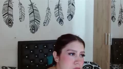 ginnifer_goodwin online show from March 8, 2025, 1:14 pm