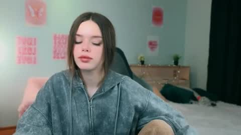 Ginny online show from June 28, 2026, 9:21 pm