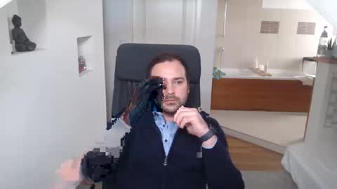 gintonik89 online show from January 7, 2025, 10:43 am