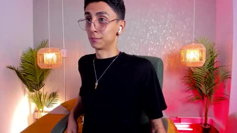 Snapshot of gio_carangi chatting on March 3, 2026, 3:23 am Gio Carangi online show from March 3, 2026, 3:23 am