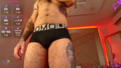 gio_lorenz online show from February 24, 2026, 2:04 pm