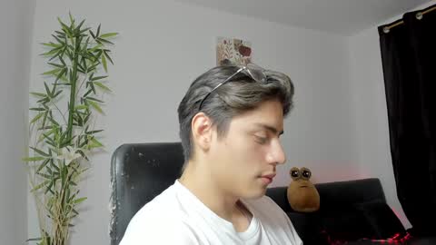 GioRusso online show from January 9, 2025, 2:22 am