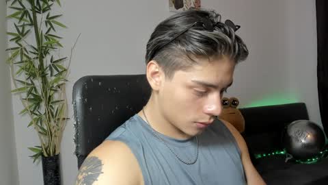 GioRusso online show from January 27, 2025, 10:38 pm