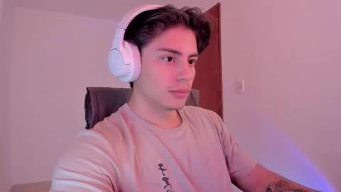 GioRusso online show from October 7, 2025, 4:37 pm