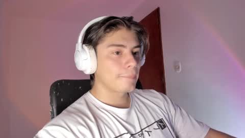 GioRusso online show from April 11, 2026, 1:43 am