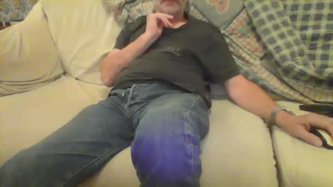 Snapshot of gioia2 chatting on October 7, 2025, 7:27 am big one online show from October 7, 2025, 7:27 am